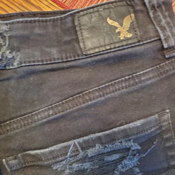 American Eagle Women's Vintage Distressed High Rise Shorts - Picture 6 of 10